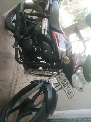 Hero HF Deluxe 2016 Motorbike (Used)