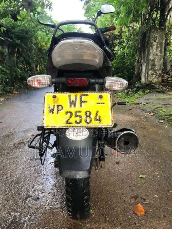 Bajaj Discover 2010 Motorbike (Used)