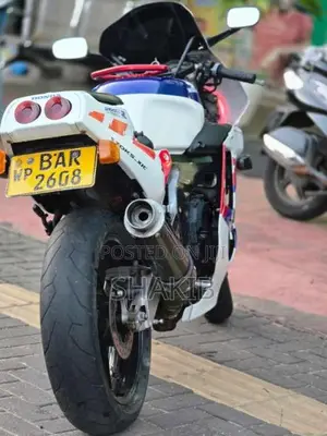 Honda CBR 2014 Motorbike (Used)