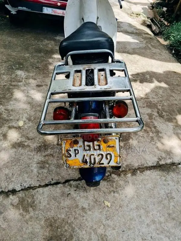 Honda Super Cub 1999 Motorbike (Used)