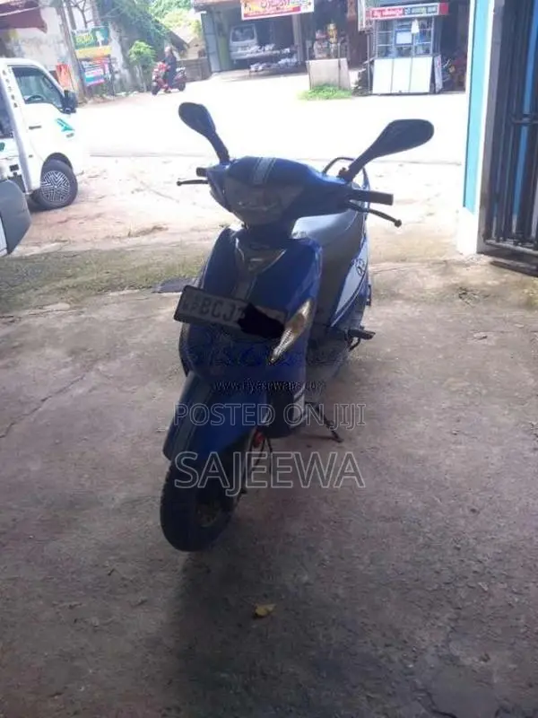 Mahindra Rodeo 2015 Motorbike (Used)