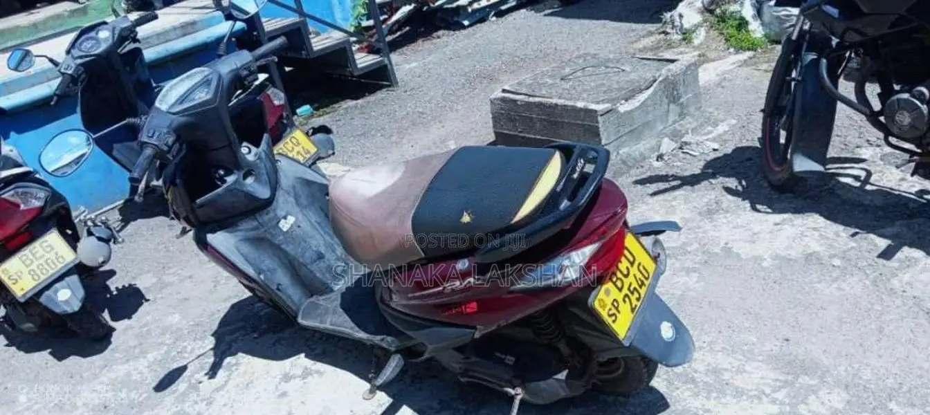 Yamaha Ray ZR 2014 Motorbike (Used)