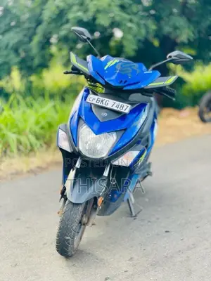 Yamaha Zr 2025 Motorbike (Used)