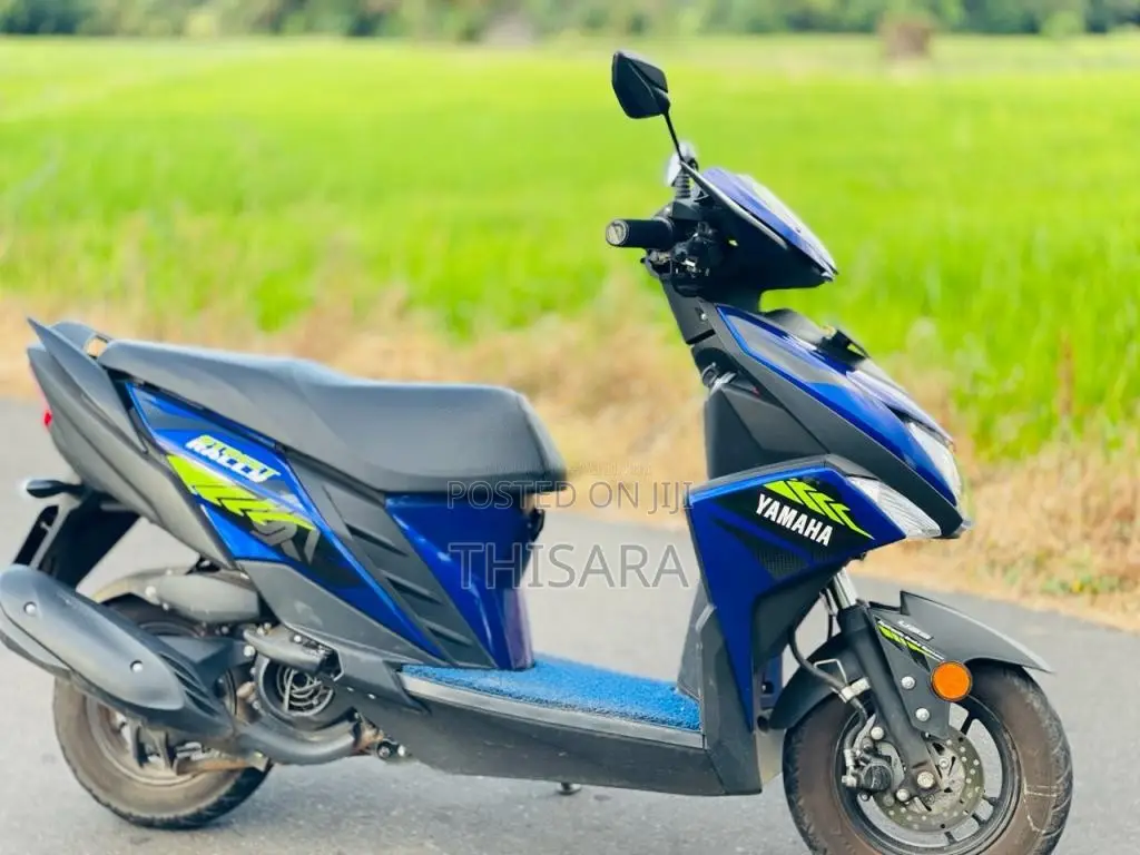 Yamaha Zr 2025 Motorbike (Used)