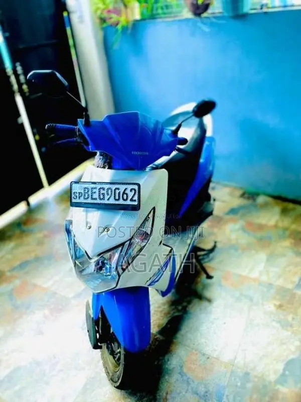 Honda Dio 2016 Motorbike (Used)
