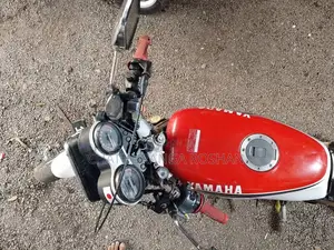 Yamaha TZR125 1995 Motorbike (Used)