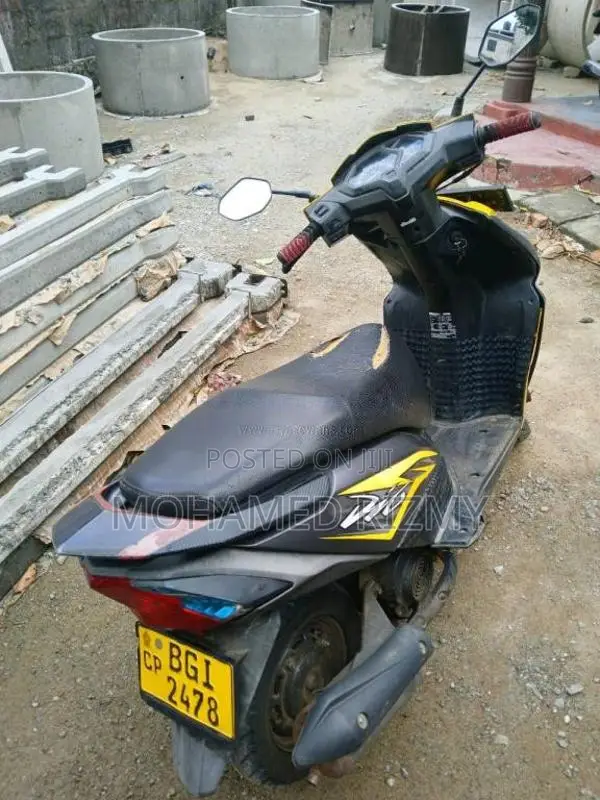 Honda Dio 2018 Motorbike (Used)