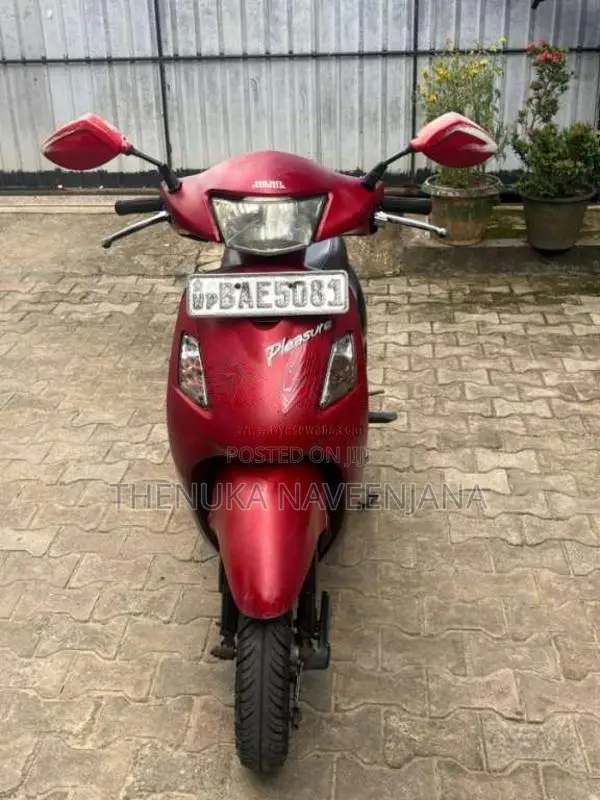 Hero Pleasure 2012 Motorbike (Used)