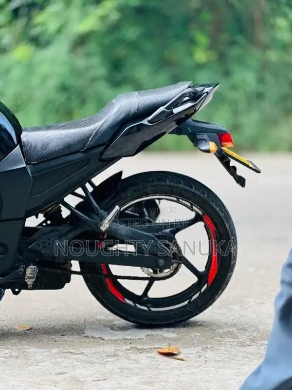 Yamaha FZ 2012 Motorbike (Used)