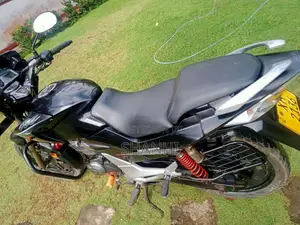 Hero-Honda CBZ 2011 Motorbike (Used)