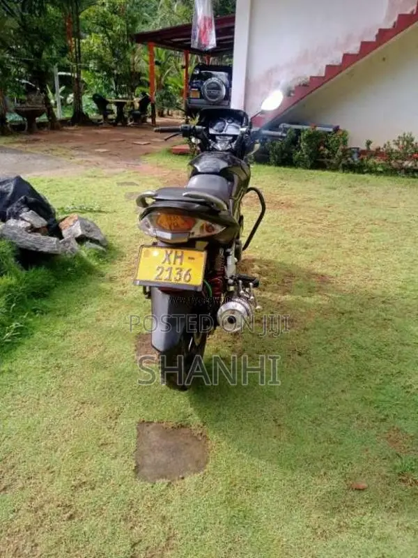 Hero-Honda CBZ 2011 Motorbike (Used)