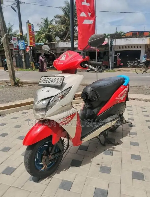 Honda Dio 2016 Motorbike (Used)