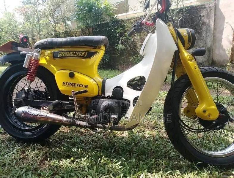 Honda Super Cub 1986 Motorbike (Used)