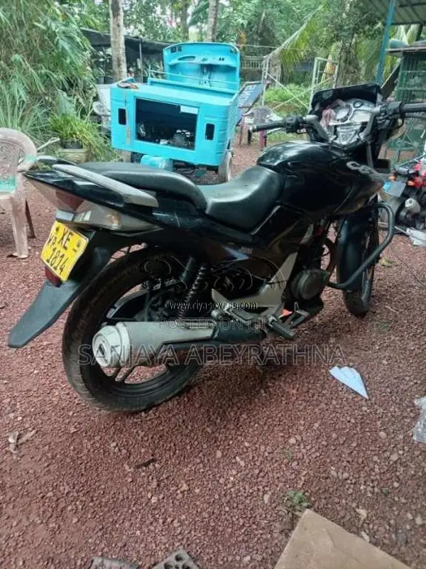 Hero CBZ 2012 Motorbike (Used)