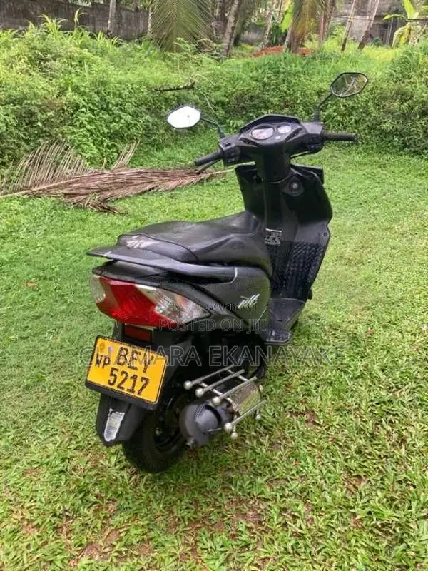 Honda Dio 2017 Motorbike (Used)