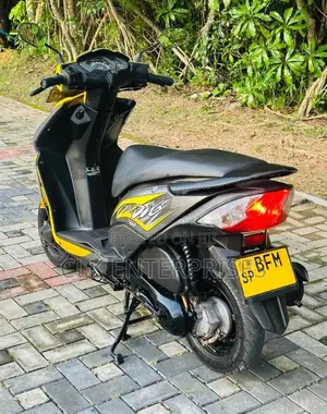 Honda Dio 2017 Motorbike (Used)