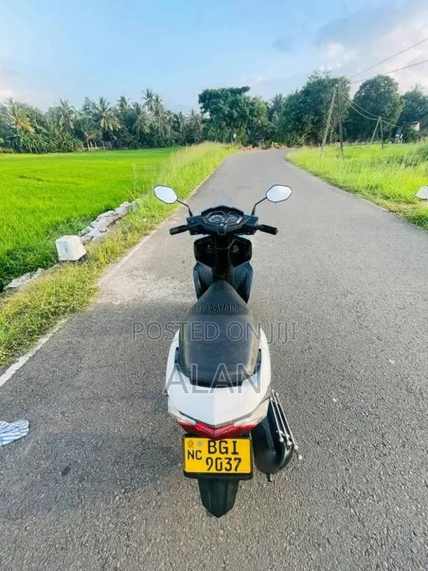 Honda Dio 2018 Motorbike (Used)