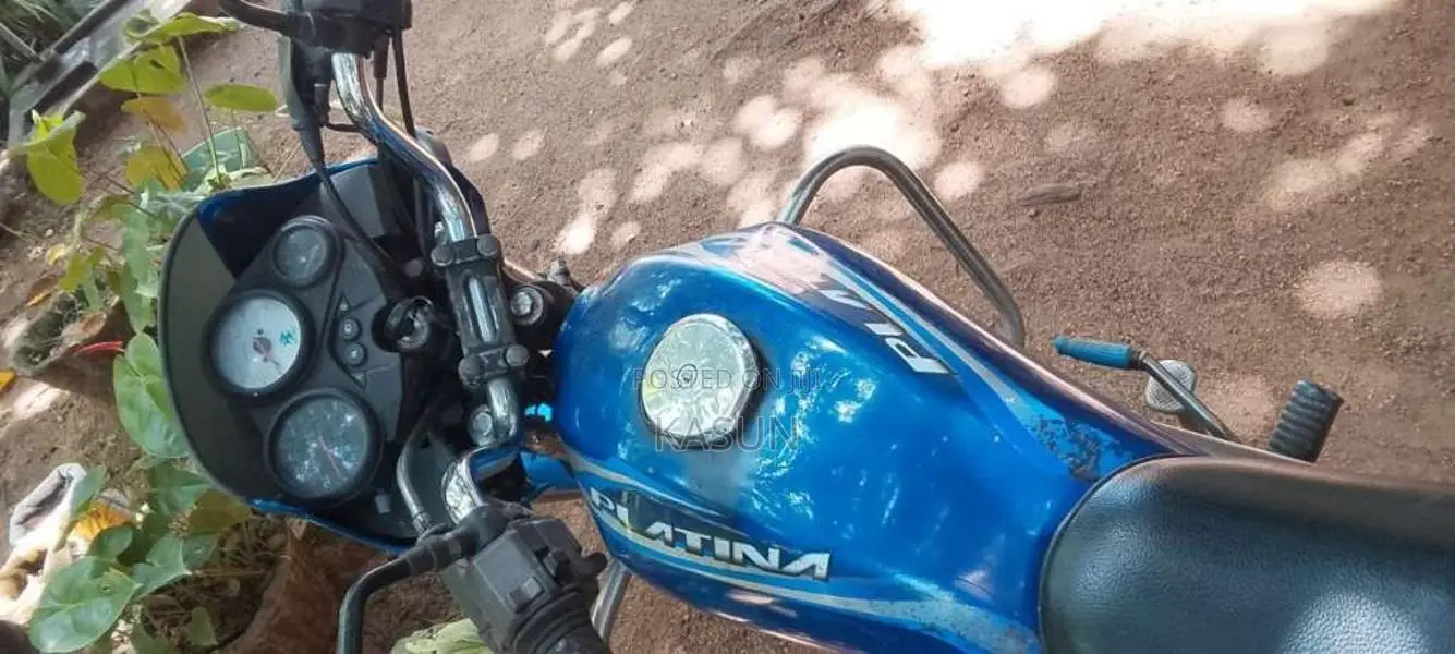 Bajaj Platina 2004 Motorbike (Used)