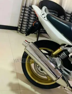 Honda Cb 400 2014 Motorbike (Used)