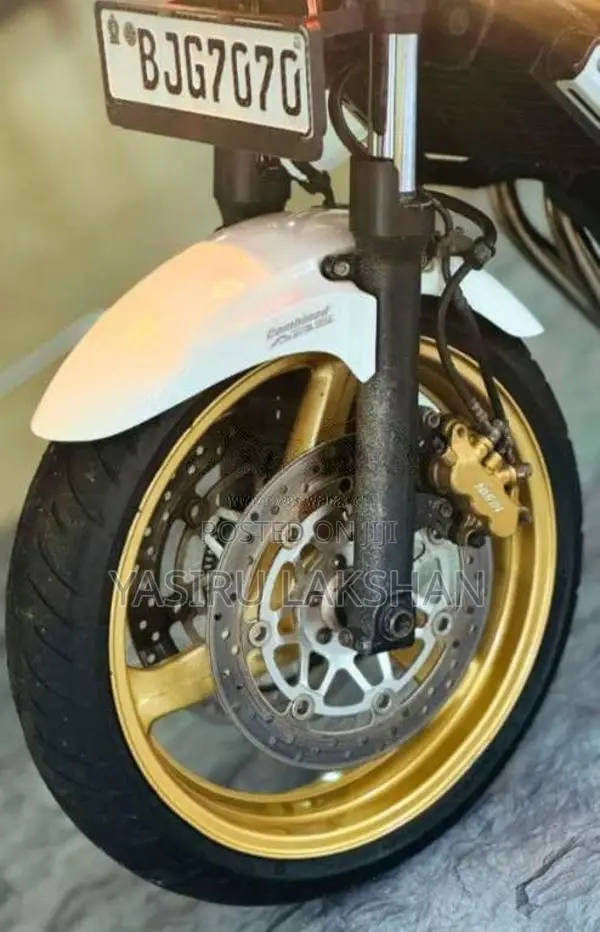 Honda Cb 400 2014 Motorbike (Used)