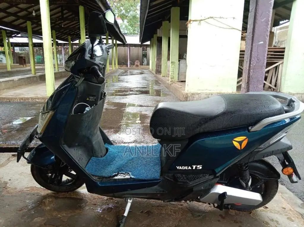 Yadea T5 2024 Motorbike (Used)