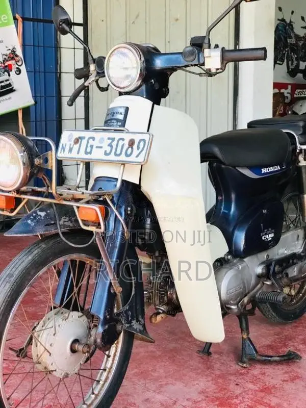 Honda Press Cub 2004 Motorbike (Used)