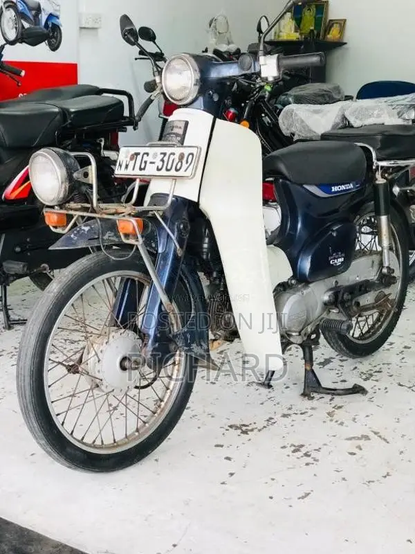 Honda Press Cub 2004 Motorbike (Used)