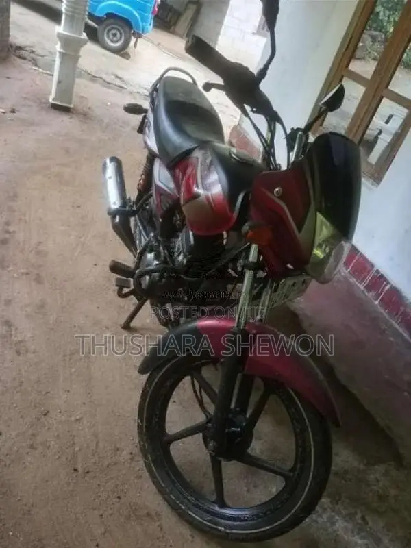 Bajaj Platina 125 2010 motorcycle (Used)