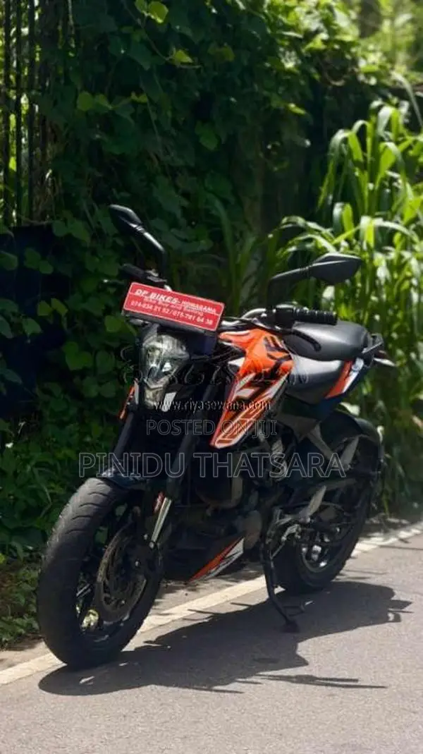 KTM Duke 125 2020 Motorbike (Used)