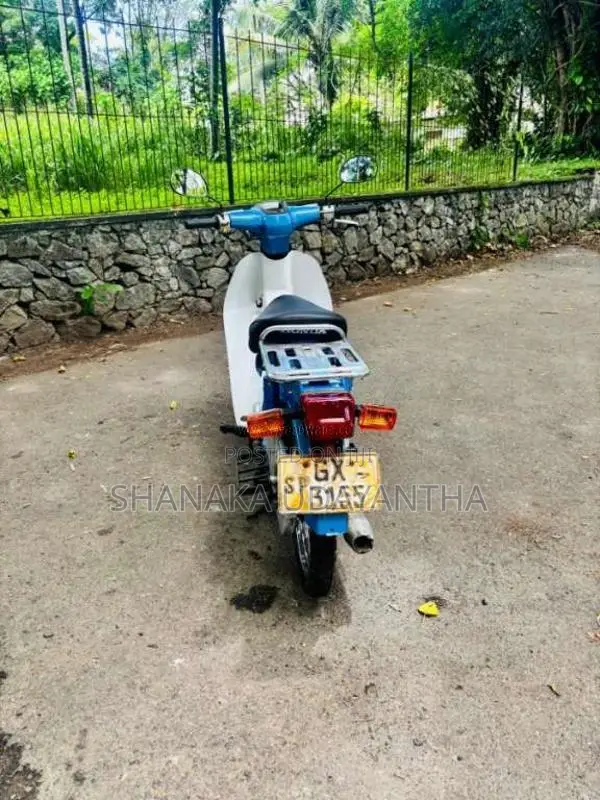Honda Super Cub 50 2004 Motorbike (Used)