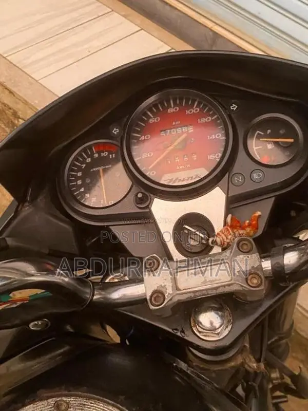 Hero Hunk 2008 Motorbike (Used)