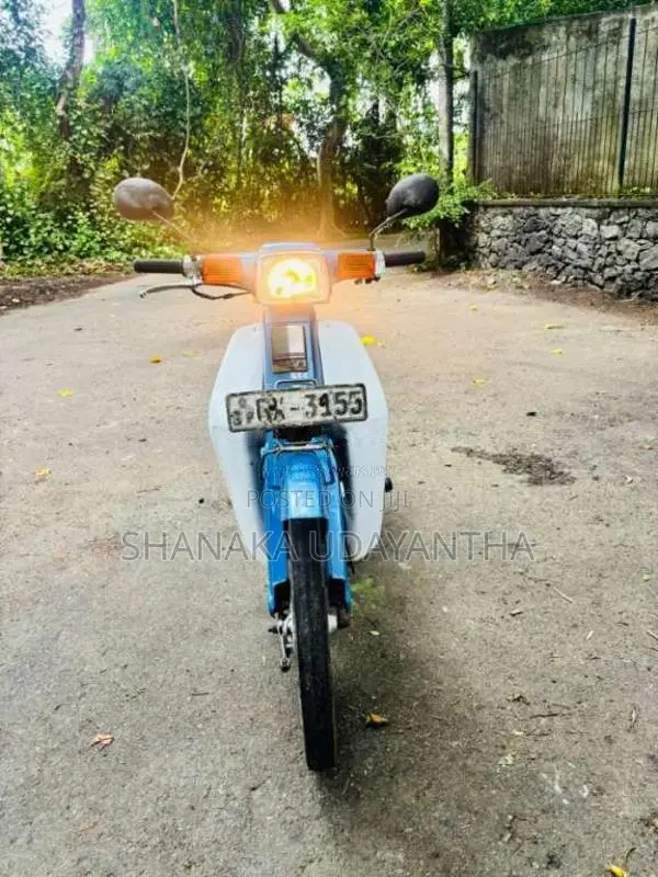 Honda Super Cub 50 2004 Motorbike (Used)