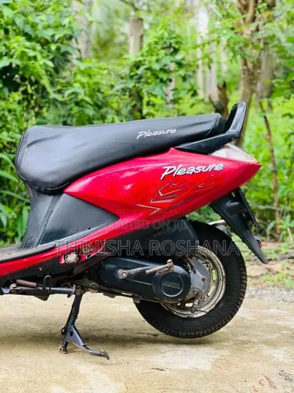 Hero Pleasure 2011 Motorbike (Used)