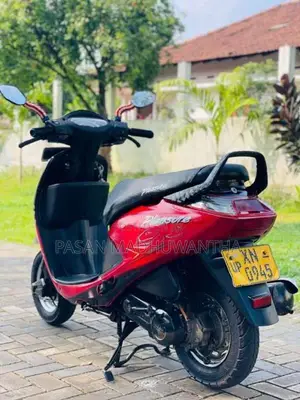 Hero Pleasure 2012 Motorbike (Used)