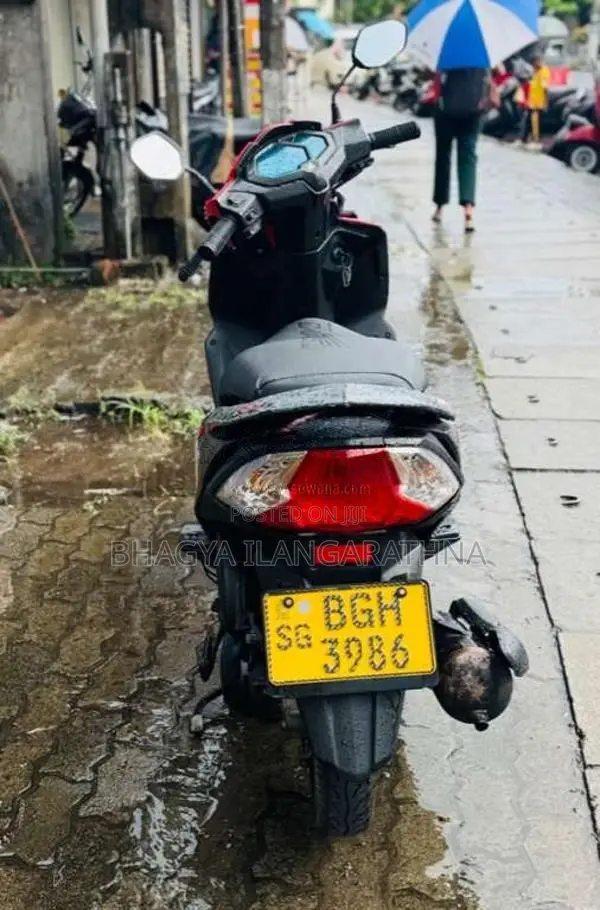Honda Dio 2018 Motorbike (Used)