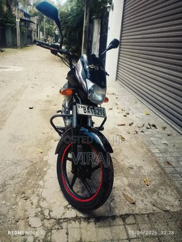 Bajaj Platina 2013 Motorbike (Used)