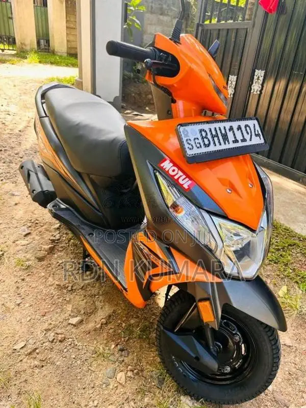 Honda Dio 2018 Motorbike (Used)
