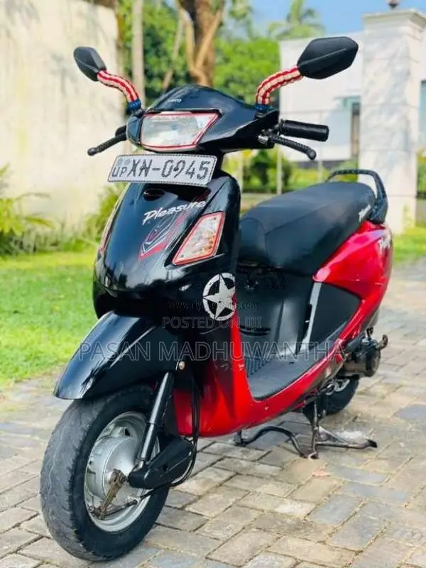 Hero Pleasure 2012 Motorbike (Used)