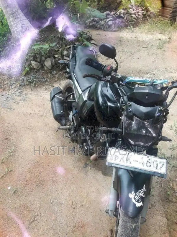 Yamaha FZ 2011 Motorbike (Used)