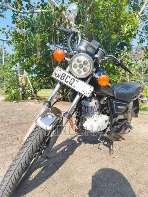 Suzuki GN125 2015 Motorbike (Used)