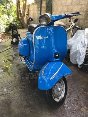Bajaj Chetak 1976 Motorbike (Used)