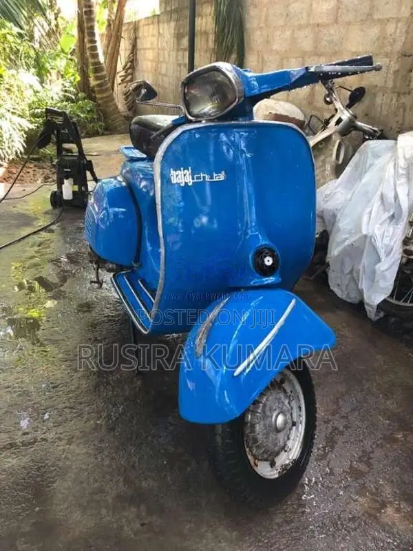 Bajaj Chetak 1976 Motorbike (Used)