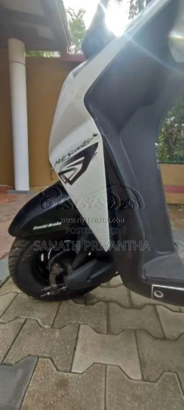 Honda Dio 2016 motorcycle (Used)