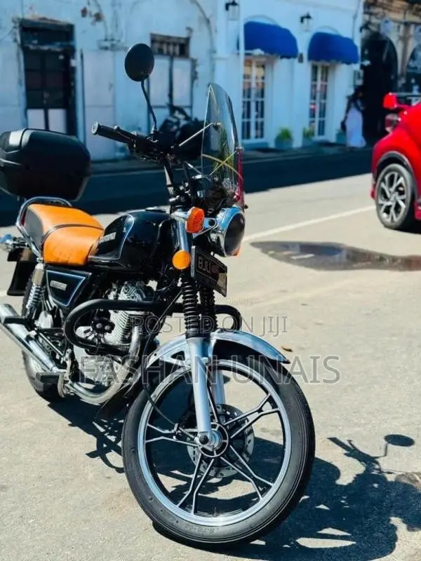 Suzuki GN125 2025 Motorbike (Used)