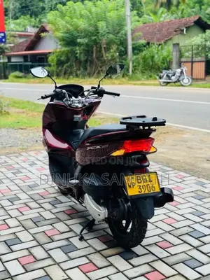 Honda PCX 150cc 2019 Motorbike (Used)