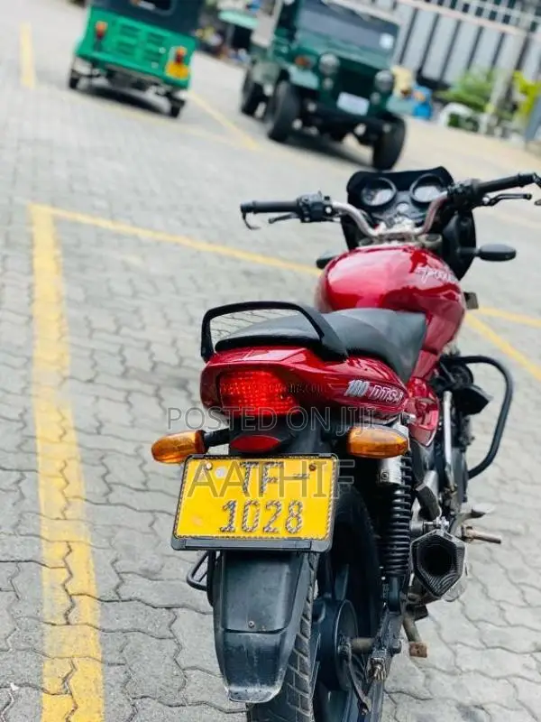 Bajaj Pulsar 180 2006 Motorbike (Used)