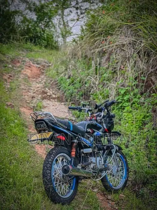 Bajaj CT-100 2015 Motorbike (Used)