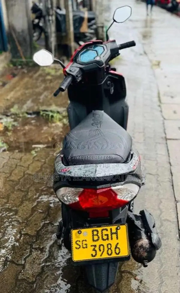 Honda Dio 2018 Motorbike (Used)