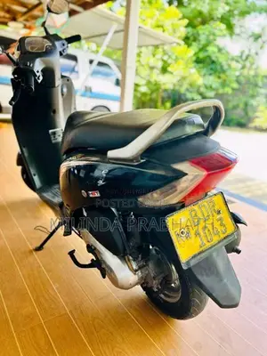 Honda Activa 2016 Motorbike (Used)