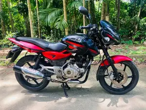 Bajaj Pulsar 2015 Motorbike (Used)